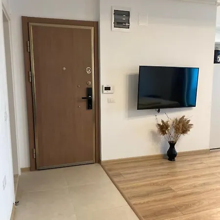 Nuba Luxury Front Sea View Апартаменты