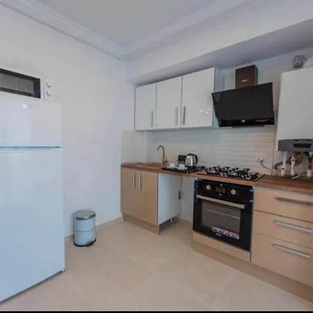 Nuba Luxury Front Sea View 아파트 마마이아