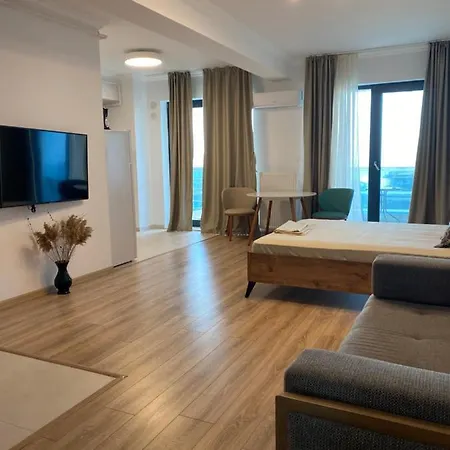 아파트 Nuba Luxury Front Sea View 마마이아