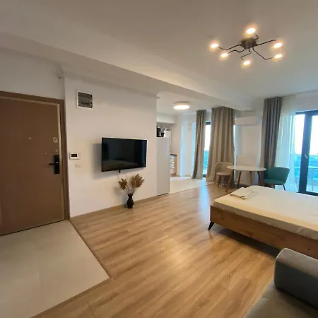 Nuba Luxury Front Sea View Mamaia